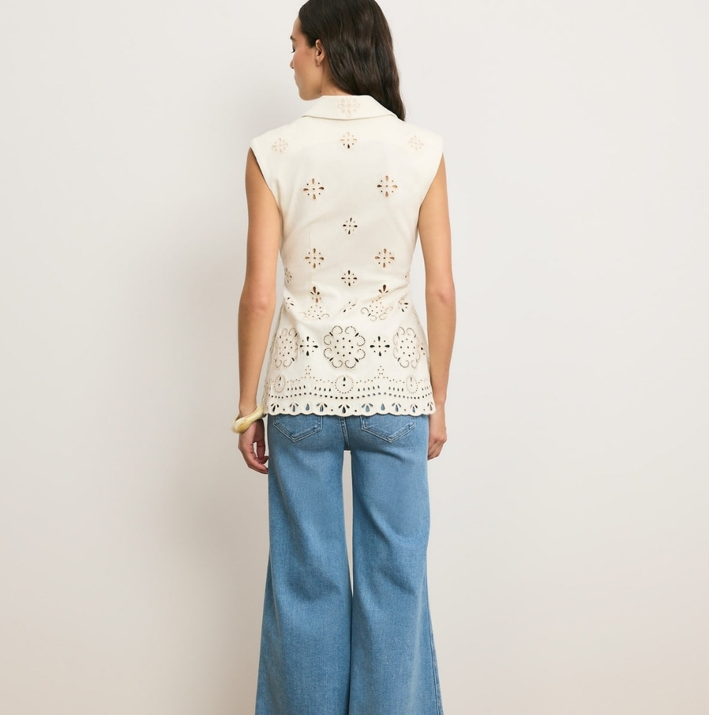 Veronica Beard Cream Eyelet Sleeveless Belted Vest - Picture 4 of 8